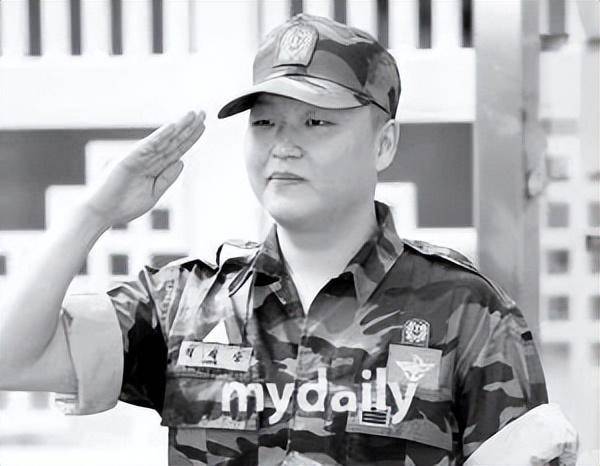 知名男歌手被警方调查，曾靠一首歌红遍全球