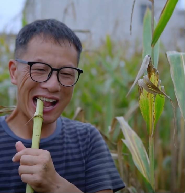 男子卖掉上海房产 回农村教年轻人如何蹭饭