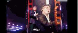 这场晚会台下简直是追星现场，名场面太多了吧？