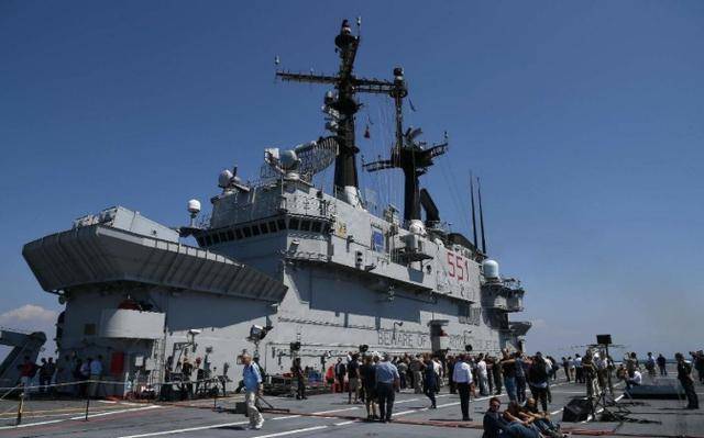 宁花10亿买二手航母，也不要中国全新军舰？印尼在下一盘大棋