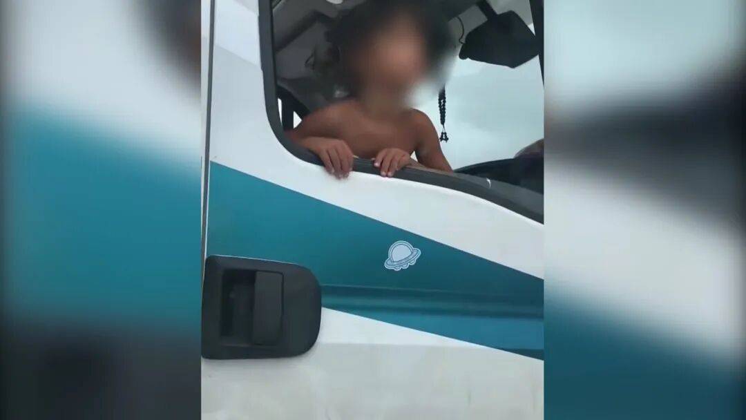 村民:“野人小孩”父亲上山“灵修”后就不正常了