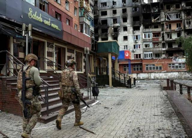 红军城陷落在即,德媒紧急提醒乌克兰:再不撤就要人地尽失