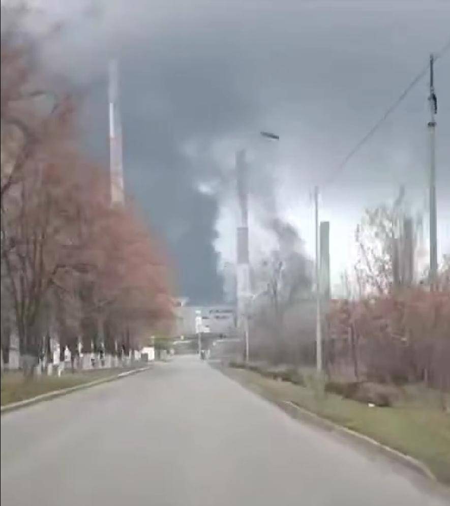 乌克兰全黑了！核打击前最后警告，俄军发射13枚“全球禁止”导弹